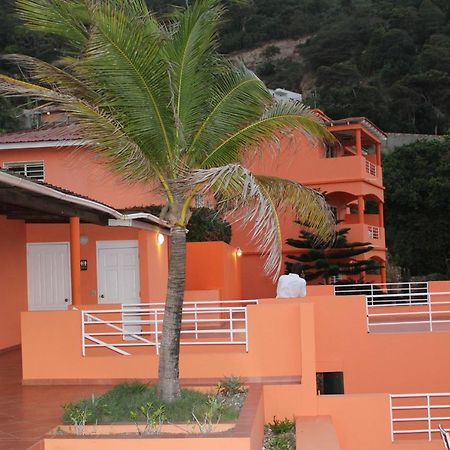 Rival Hotel Cap-Haïtien Eksteriør billede