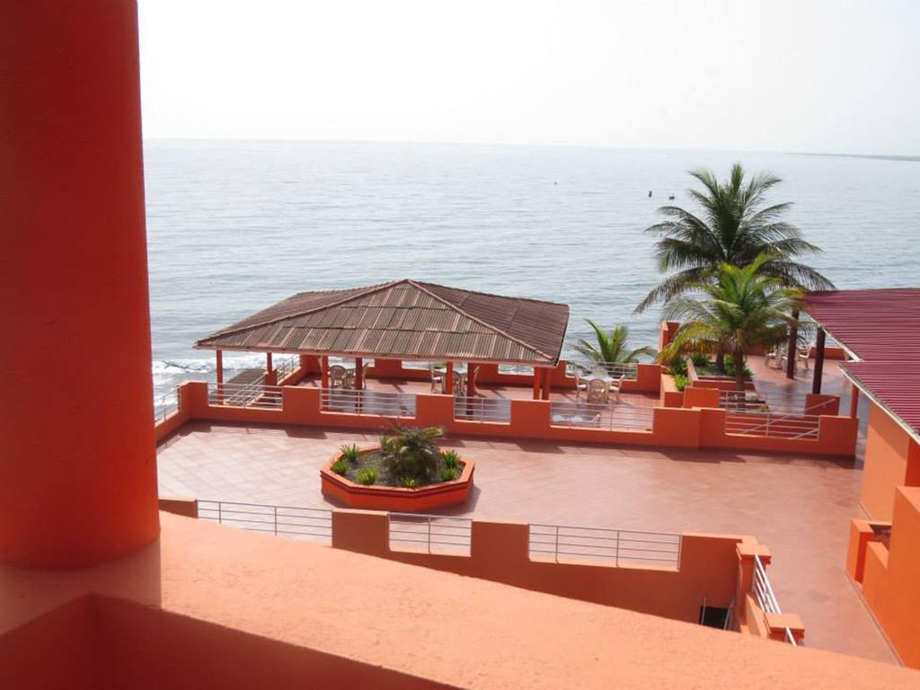 Rival Hotel Cap-Haïtien Eksteriør billede