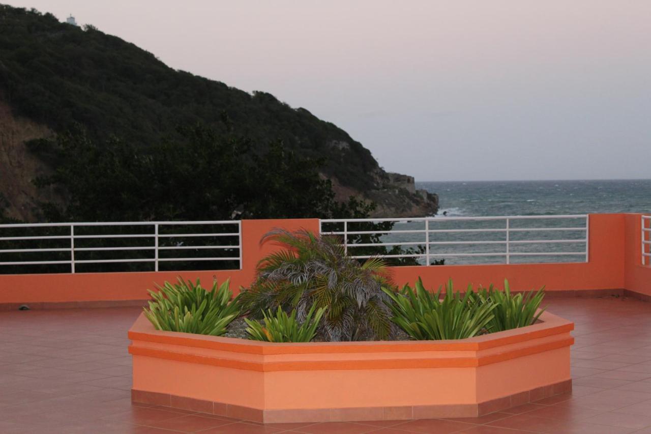 Rival Hotel Cap-Haïtien Eksteriør billede