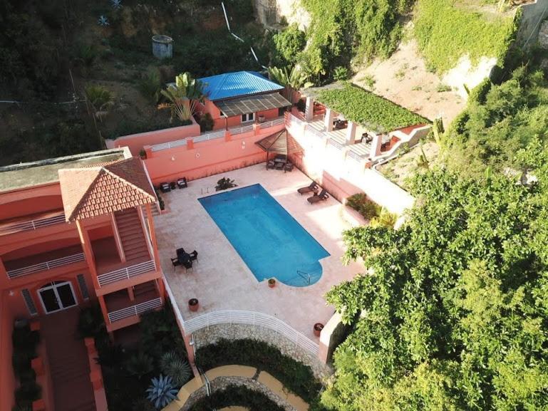 Rival Hotel Cap-Haïtien Eksteriør billede