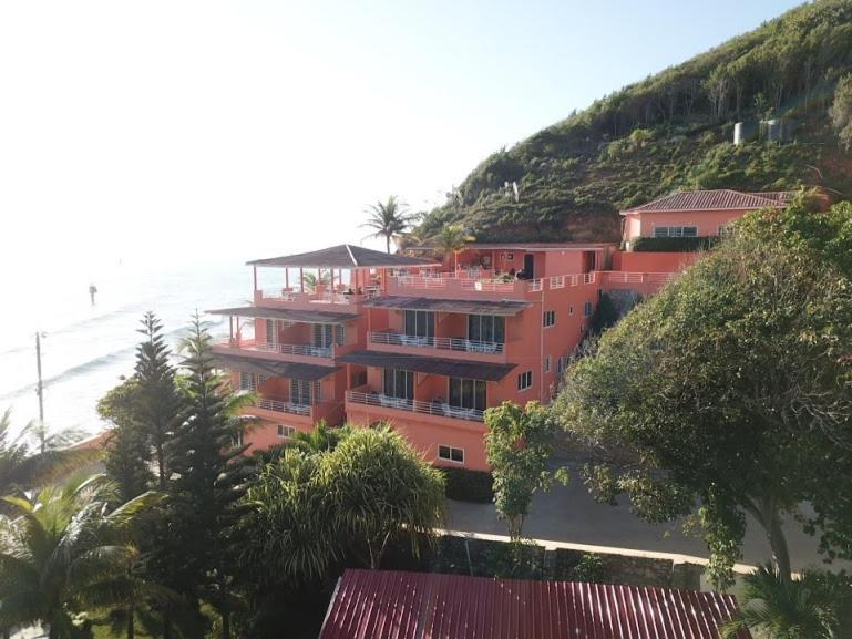 Rival Hotel Cap-Haïtien Eksteriør billede